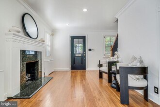 4817 Chevy Chase Blvd in Chevy Chase, MD - Building Photo - Building Photo