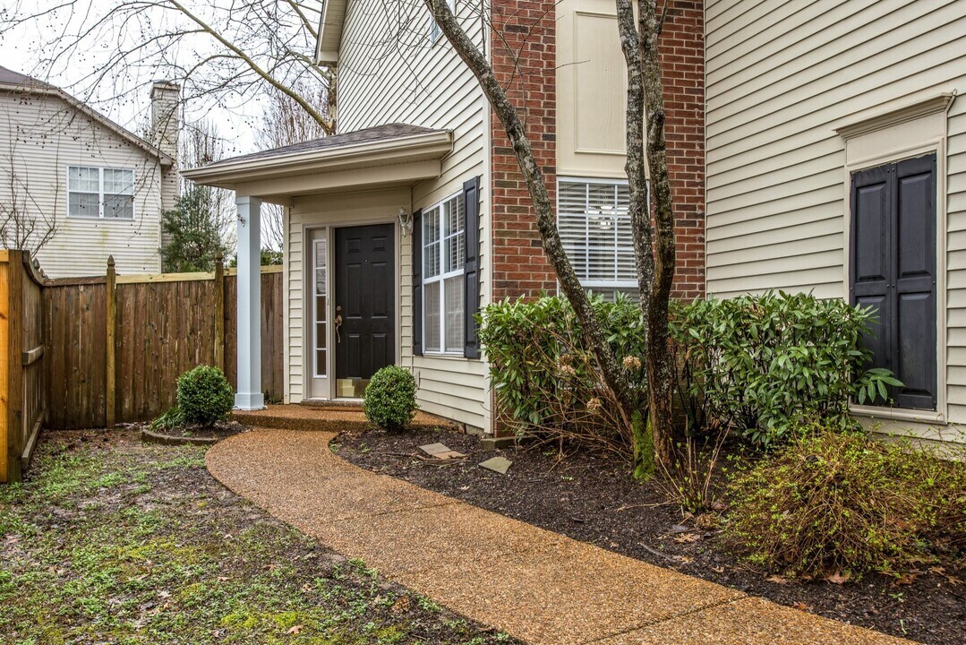 7027 Penbrook Dr in Franklin, TN - Building Photo