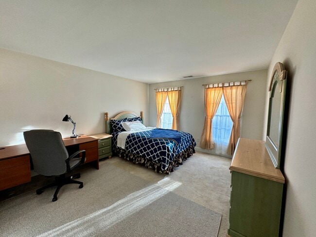 property at 2 Goodwin Pl
