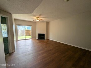 4210 Wilshire Blvd in Wilmington, NC - Building Photo - Building Photo