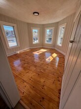 65 Charlton St in Southbridge, MA - Building Photo - Building Photo