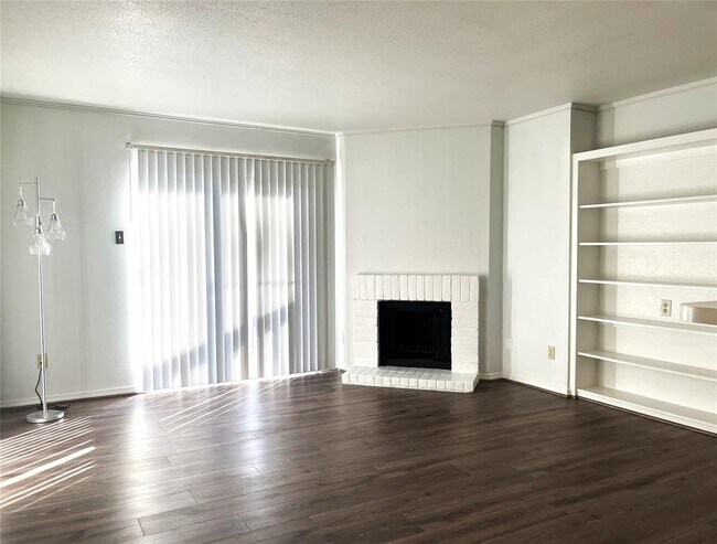 property at 12905 Woodforest Blvd