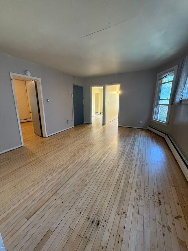 403 E Johnson St, Unit 2 in Madison, WI - Building Photo - Building Photo