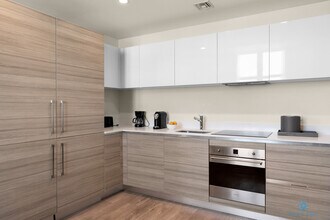 777 N Ocean Dr in Hollywood, FL - Building Photo - Building Photo