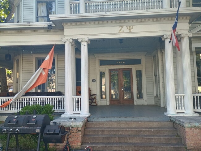 2806 Nueces St, Unit Room 4 in Austin, TX - Building Photo - Building Photo