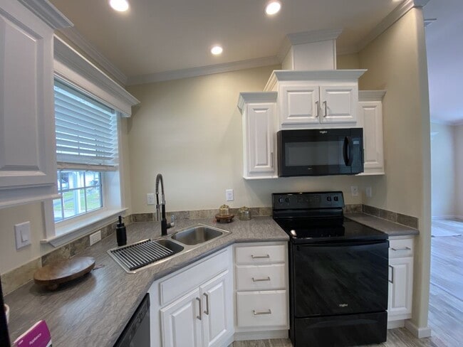 1405 82nd Ave in Vero Beach, FL - Building Photo - Building Photo
