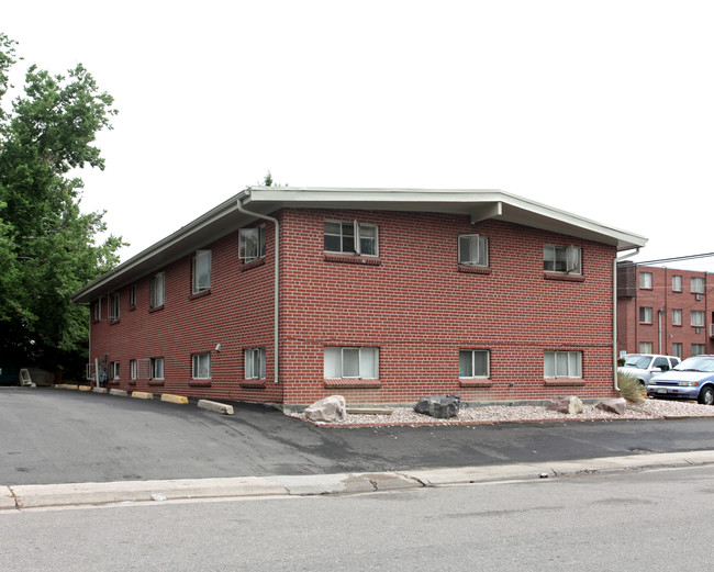 497 W Powers Ave in Littleton, CO - Foto de edificio - Building Photo