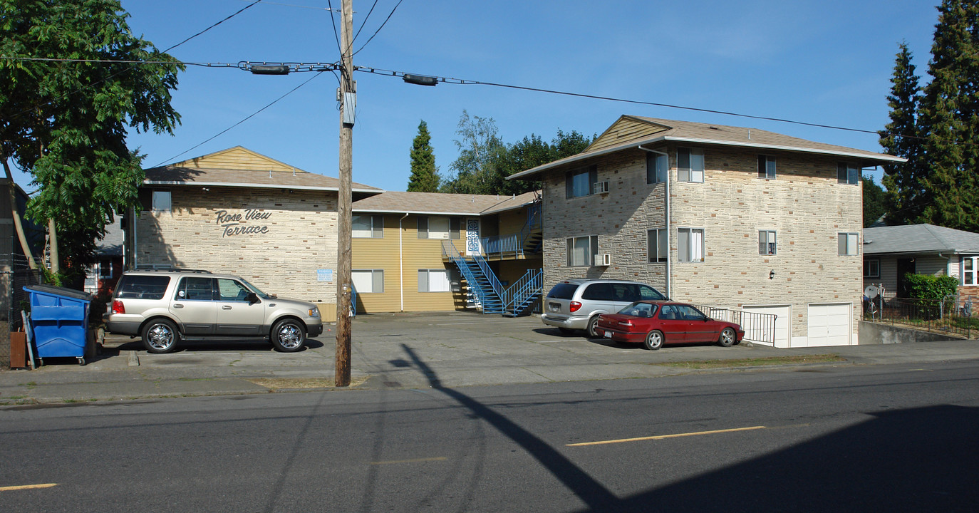 Rose View Terrace in Portland, OR - Building Photo