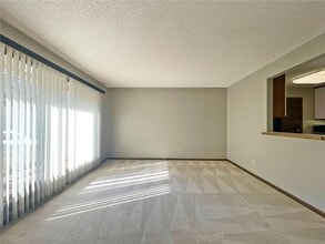 12940 Exley Ave in Apple Valley, MN - Building Photo - Building Photo
