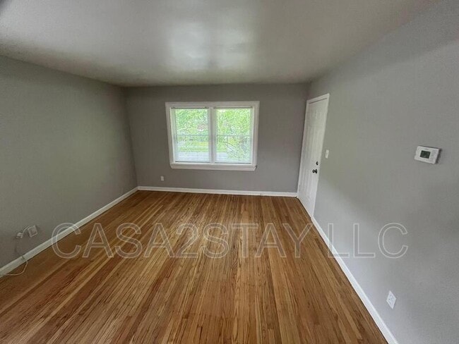 property at 1607 Algonquin Pkwy