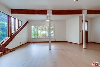 1724 Golden Gate Ave in Los Angeles, CA - Building Photo - Building Photo