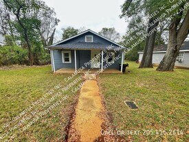 412 E 6th St in Sylacauga, AL - Building Photo