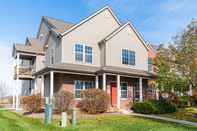 639 Stonegate Dr in Sycamore, IL - Building Photo - Building Photo