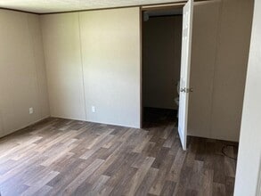 2209 E Effingham Hwy in Effingham, SC - Building Photo - Building Photo