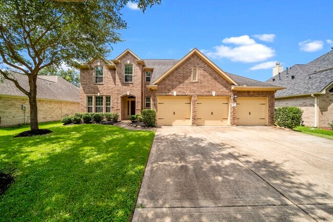 property at 307 Fairwood Springs Ln