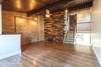 1163 Waukegan Rd in Deerfield, IL - Building Photo - Building Photo