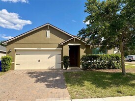 3342 Landing Vw in Tavares, FL - Building Photo