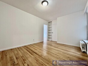 401 E 68th St in New York, NY - Building Photo - Building Photo