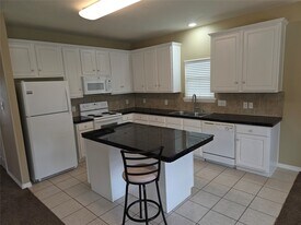 10135 Checkerberry Park Ln in Tomball, TX - Building Photo