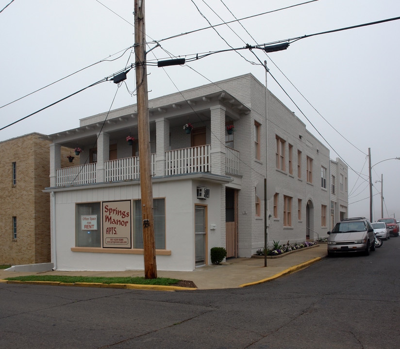 Springs Manor Apartments in Hot Springs, AR - Foto de edificio