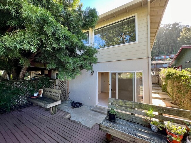 property at 1031 Monte Verde Dr