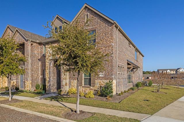699 Vista Oaks Rd in Lewisville, TX - Building Photo