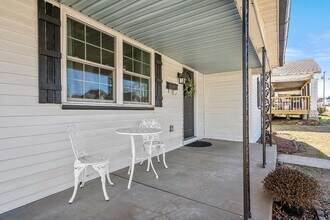 415 N Pennsylvania St in Webb City, MO - Building Photo - Building Photo