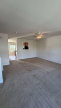 38 Lombard Ln in Bunker Hill, WV - Building Photo - Building Photo