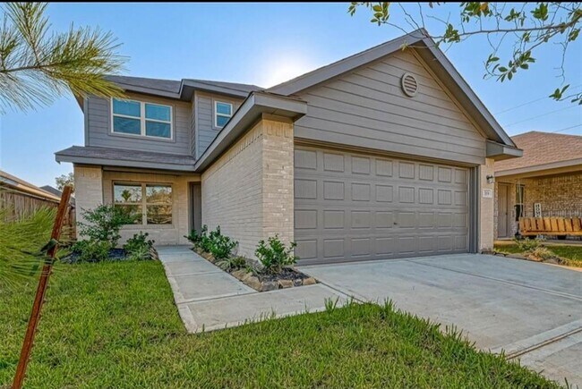 1319 Vincente Ct photo'