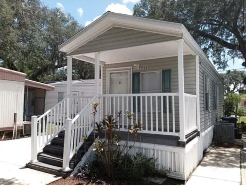 3324 Chicago Bears St in Avon Park, FL - Building Photo