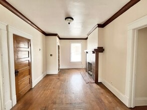 1612 Quarrier St in Charleston, WV - Foto de edificio - Building Photo