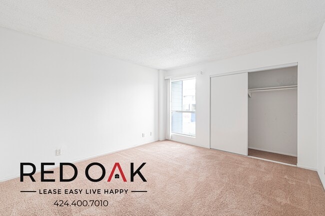 7025 Vassar Ave in Los Angeles, CA - Building Photo - Building Photo