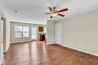 519 S Old Sevierville Pike in Seymour, TN - Building Photo - Building Photo