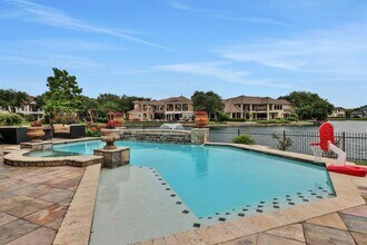 4 Camden Ct in Sugar Land, TX - Building Photo - Building Photo