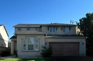 2065 Long Hollow Dr in Reno, NV - Building Photo