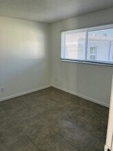 2417-2419 Garfield St in Hollywood, FL - Foto de edificio - Building Photo