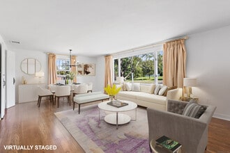 119 Bowman Dr in Greenwich, CT - Building Photo - Building Photo