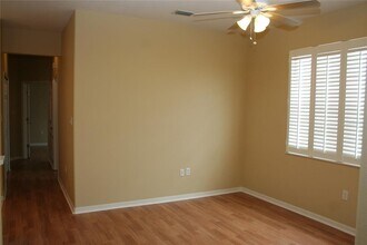 4125 Via Piedra Cir in Sarasota, FL - Building Photo - Building Photo