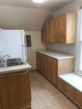 400 N Rodney St, Unit Upstairs in Helena, MT - Foto de edificio - Building Photo