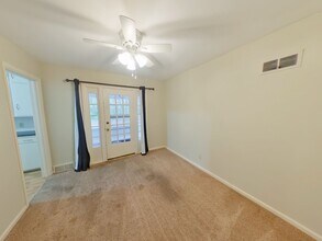 5716 E 2nd St N in Wichita, KS - Building Photo - Building Photo