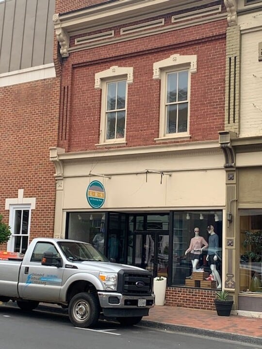 41 S Main St in Lexington, VA - Building Photo