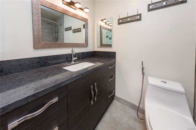 1125 16th St in Santa Monica, CA - Building Photo - Building Photo