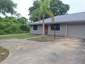 8042 126th Ln in Sebastian, FL - Building Photo