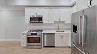 39 Englewood Ave, Unit #2 in Boston, MA - Building Photo