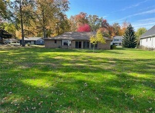 669 Cedar Dr in Cortland, OH - Building Photo - Building Photo