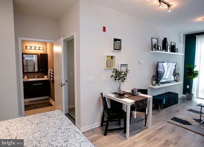 property at 1410 N 31st St