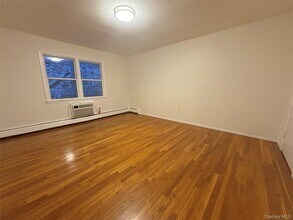 100 Dowd St in Haverstraw, NY - Building Photo - Building Photo