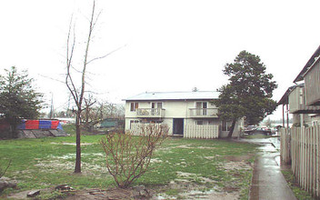 Interstate Apartments in Portland, OR - Foto de edificio - Building Photo