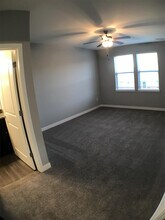 1671 McCleary Ln in Iowa City, IA - Building Photo - Building Photo