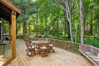 63615 N Rd in Greenport, NY - Building Photo - Building Photo